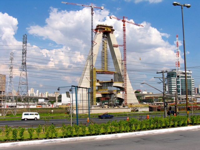 Ponte Estadia im Bau